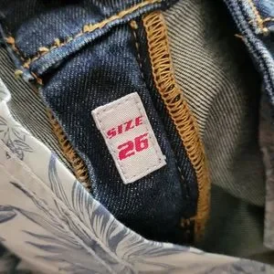 493300_4